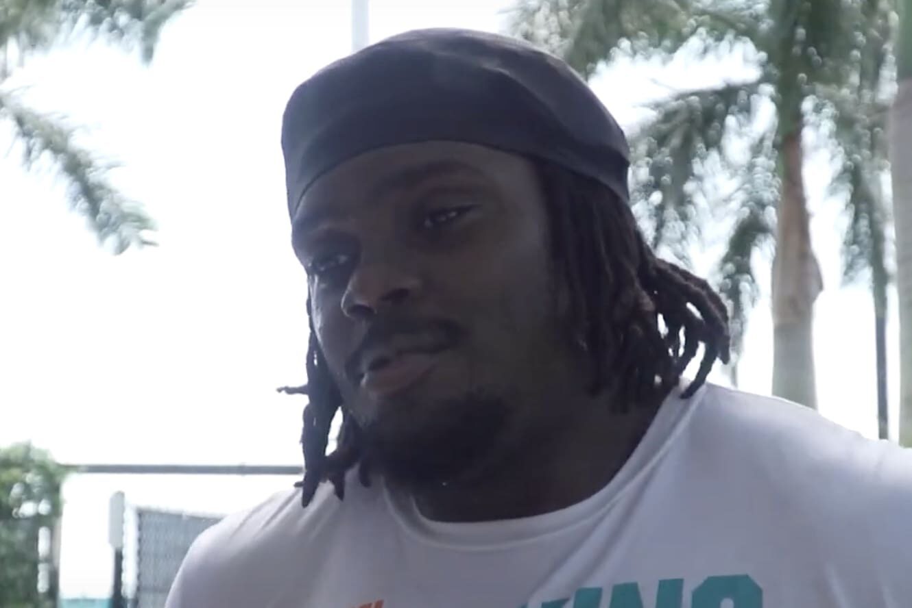 Former Miami Dolphins offensive lineman Lester Cotton has been signed by the New England Patriots
